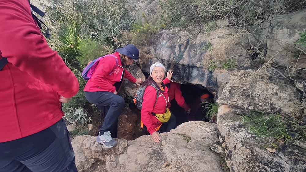 Tous. Cuevas del Tortero y el Candil