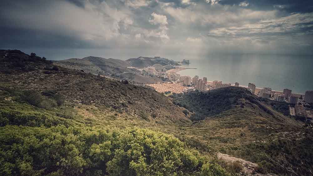 Jornada de limpieza en la montaña