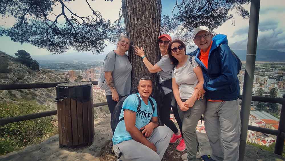 Jornada de limpieza en la montaña