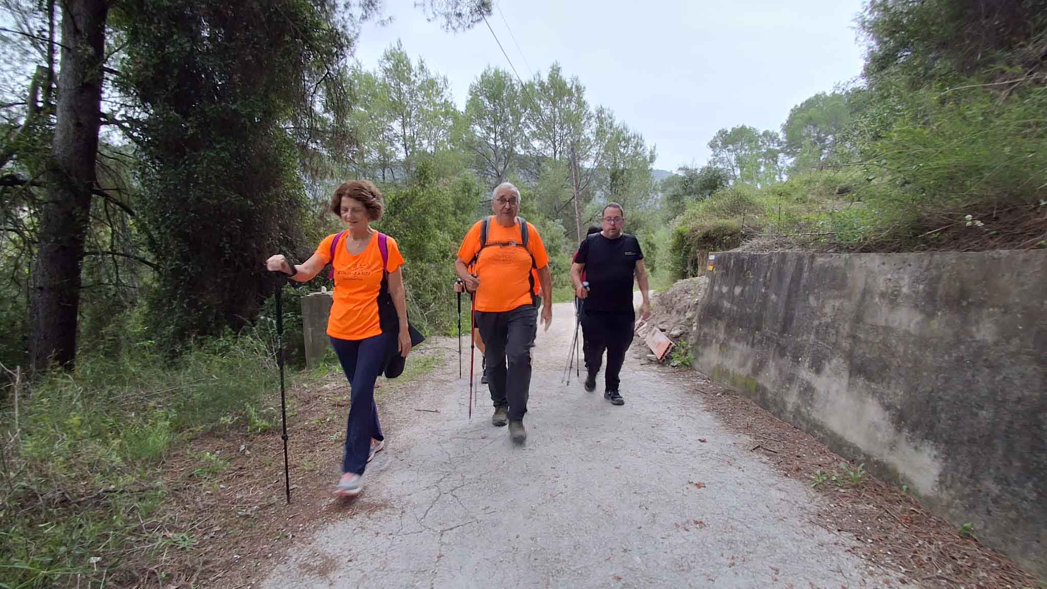 Bellús. Cova negra y arcadetes