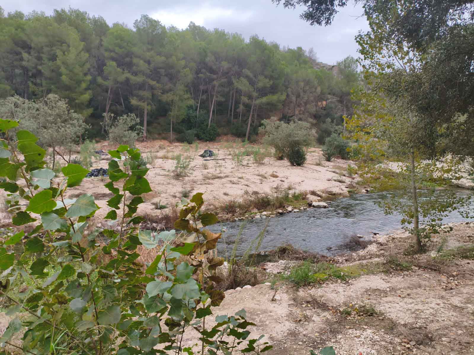 Bellús. Cova negra y arcadetes