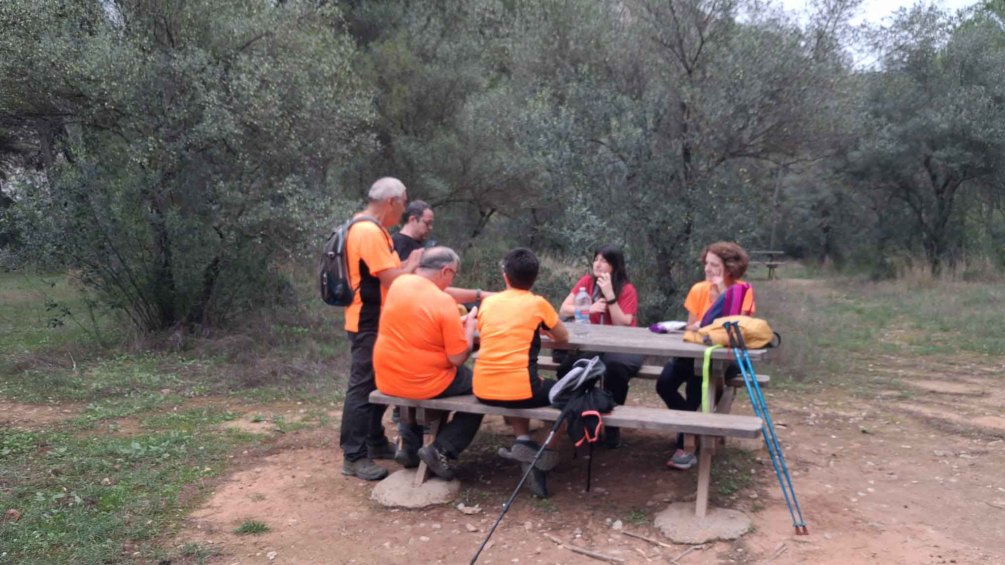 Bellús. Cova negra y arcadetes