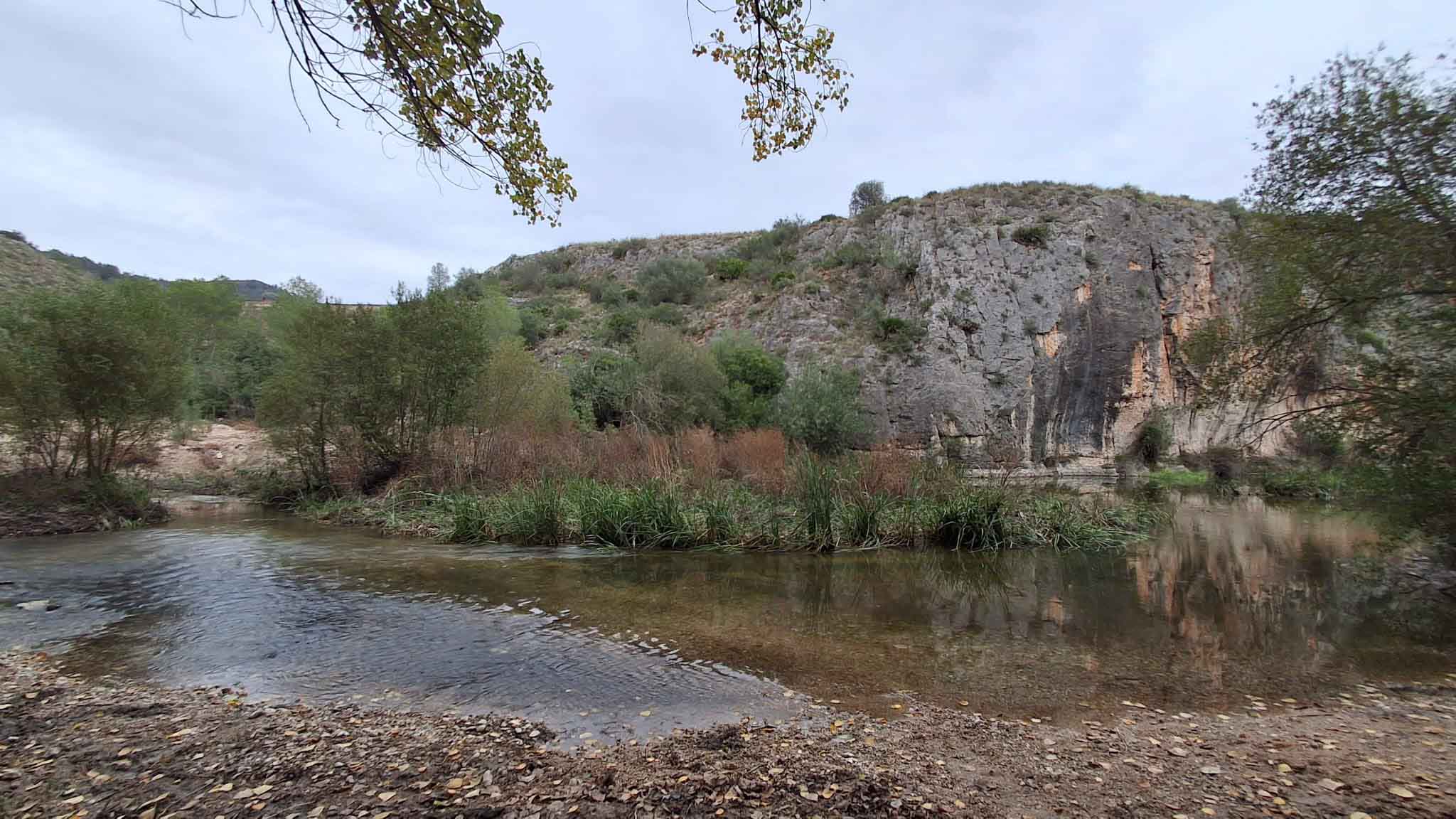 Bellús. Cova negra y arcadetes
