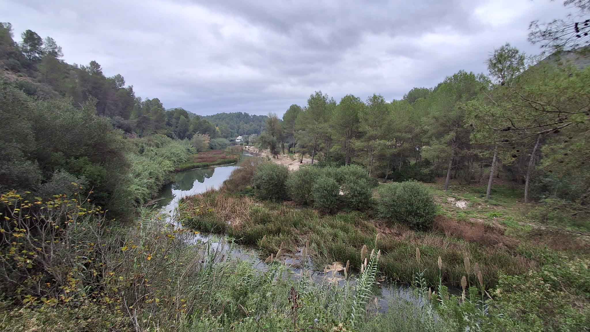 Bellús. Cova negra y arcadetes